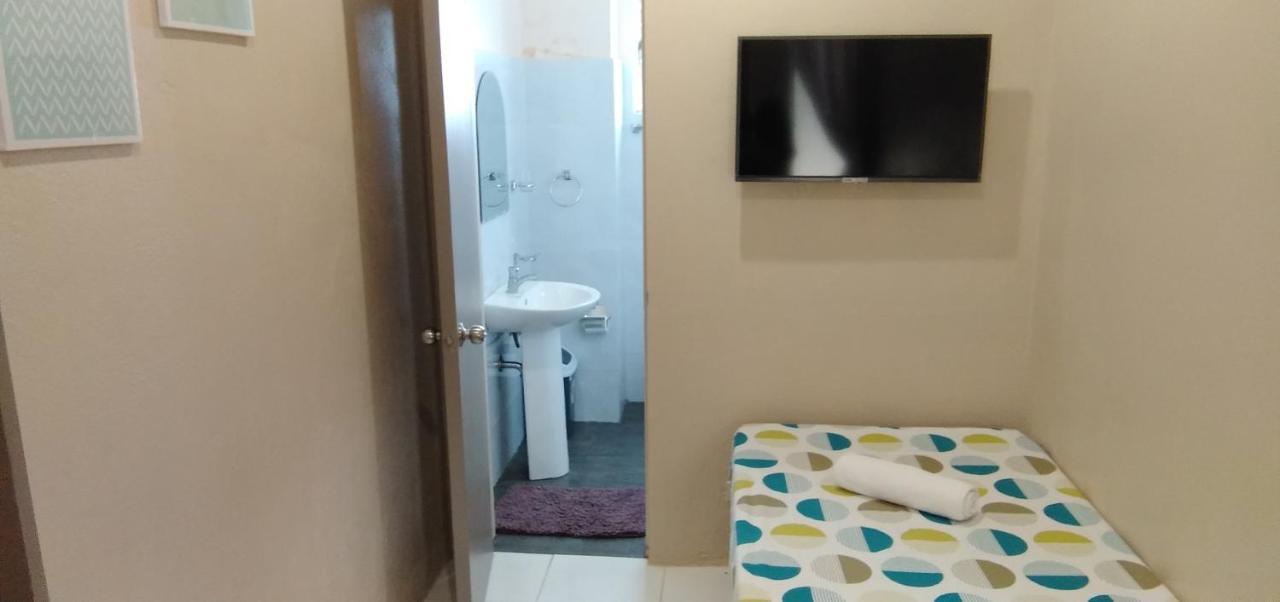 Claytown Pension House Dumaguete City Dış mekan fotoğraf