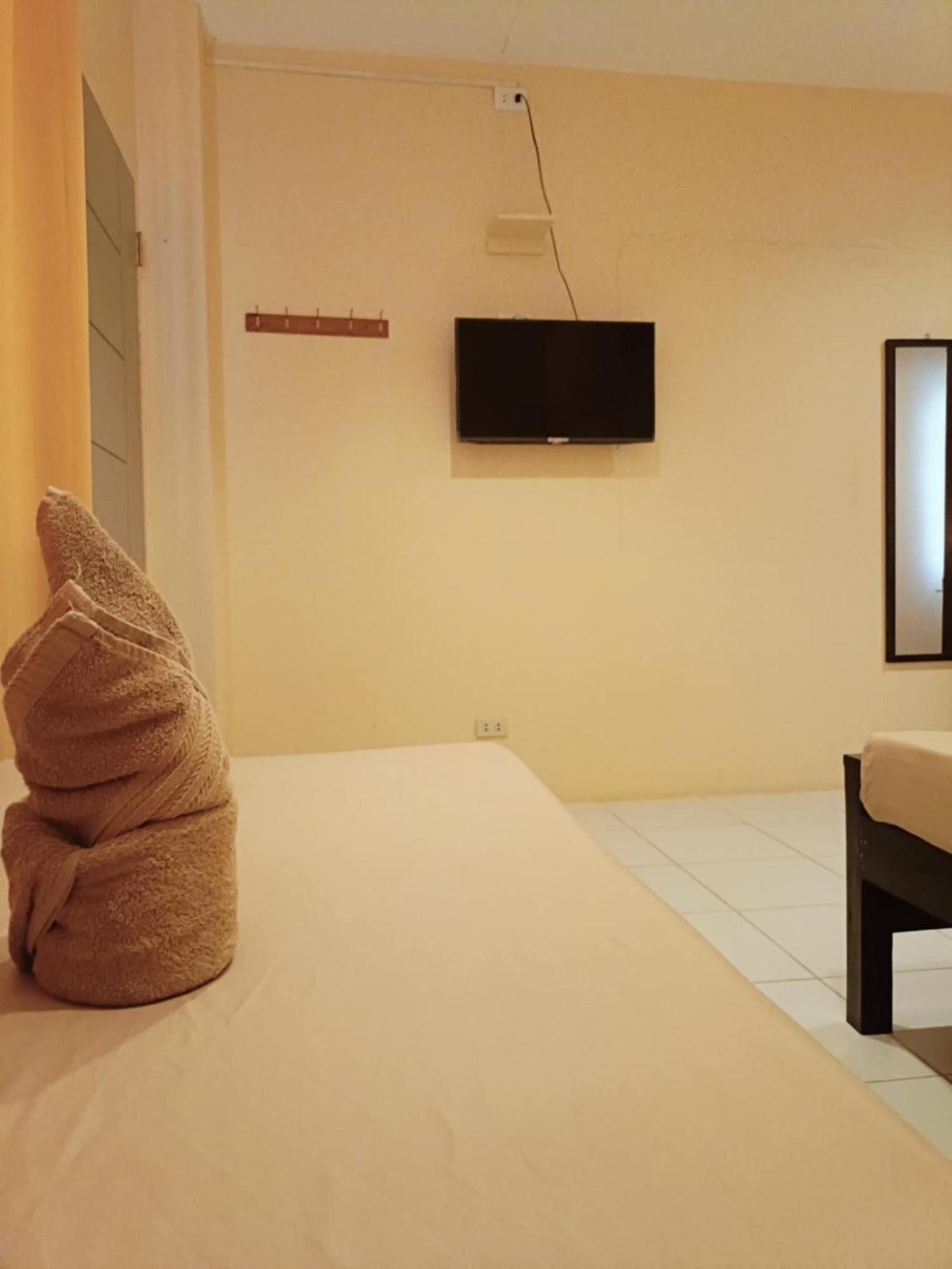 Claytown Pension House Dumaguete City Dış mekan fotoğraf