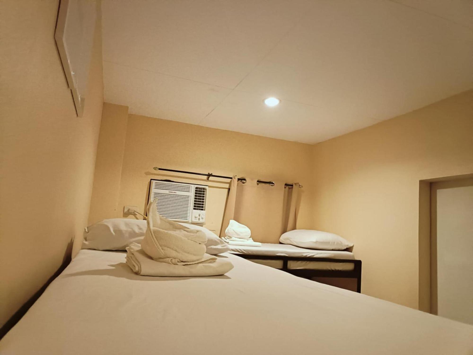 Claytown Pension House Dumaguete City Dış mekan fotoğraf