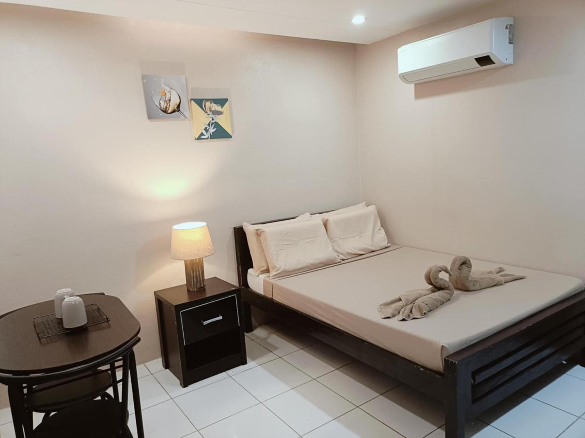 Claytown Pension House Dumaguete City Dış mekan fotoğraf