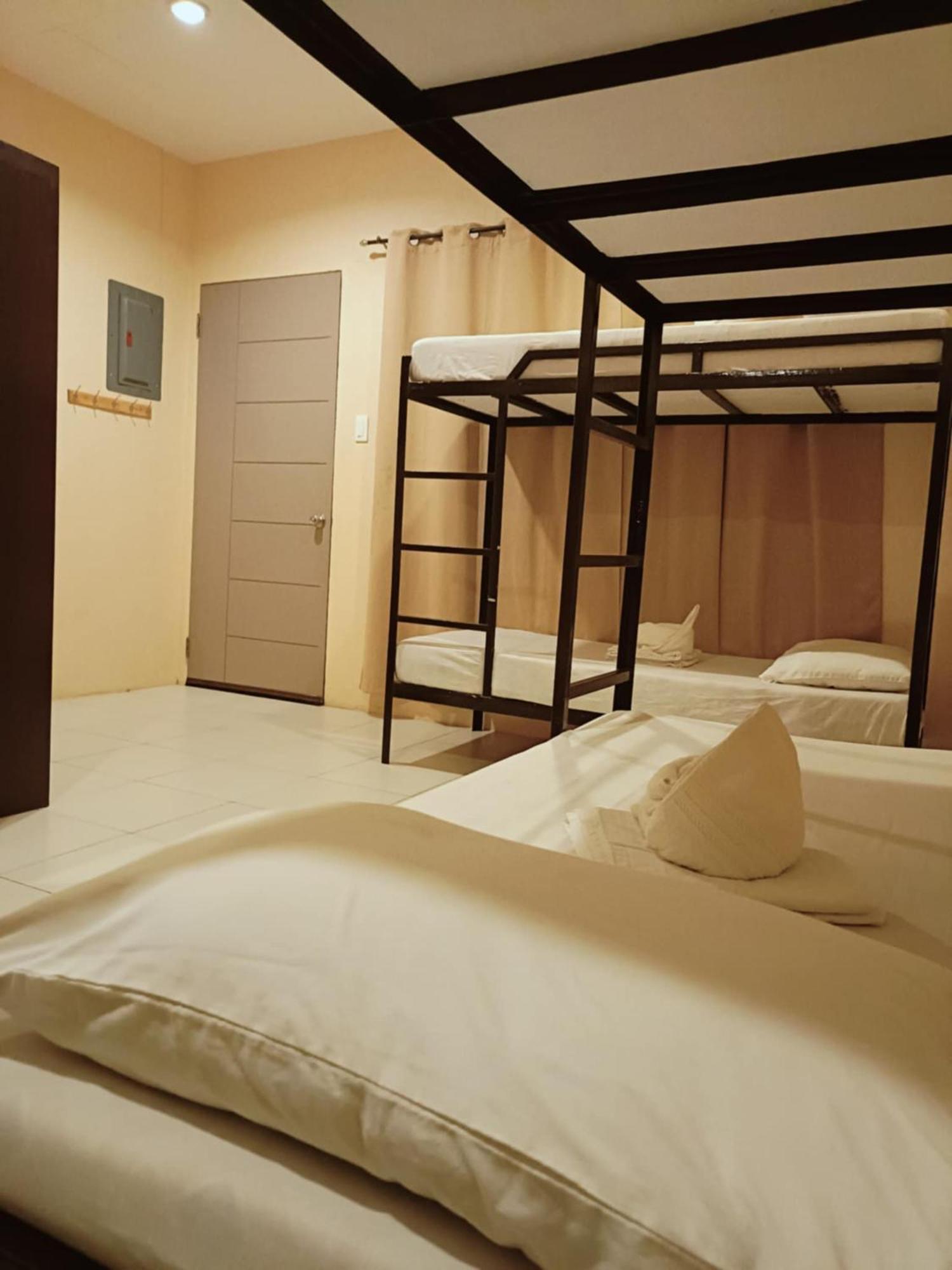 Claytown Pension House Dumaguete City Dış mekan fotoğraf