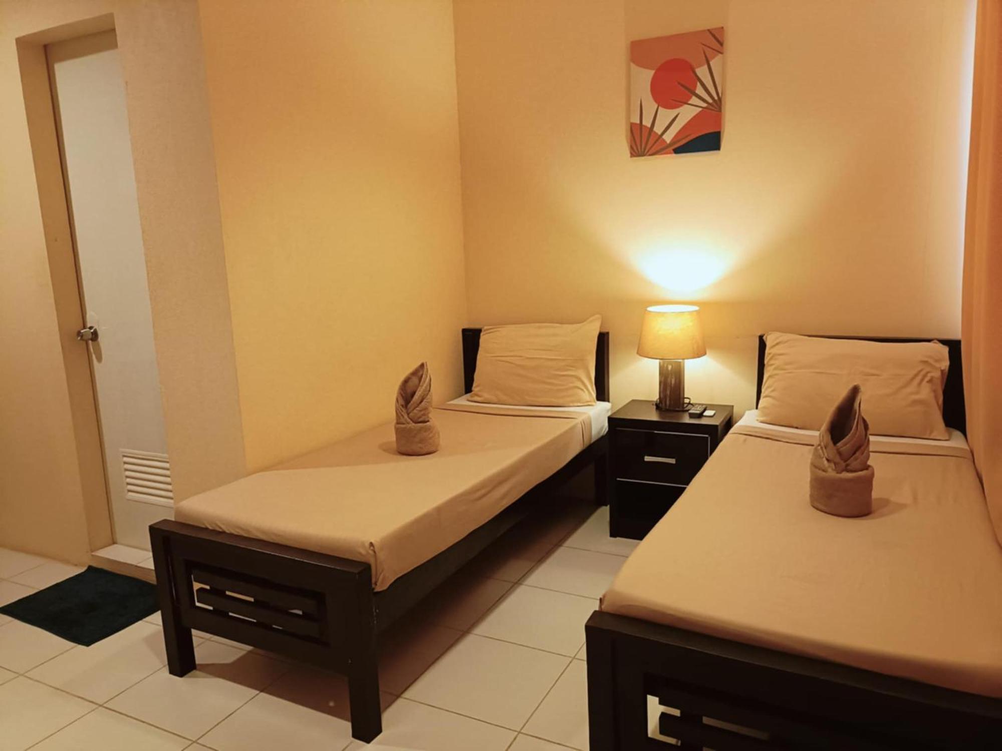 Claytown Pension House Dumaguete City Dış mekan fotoğraf