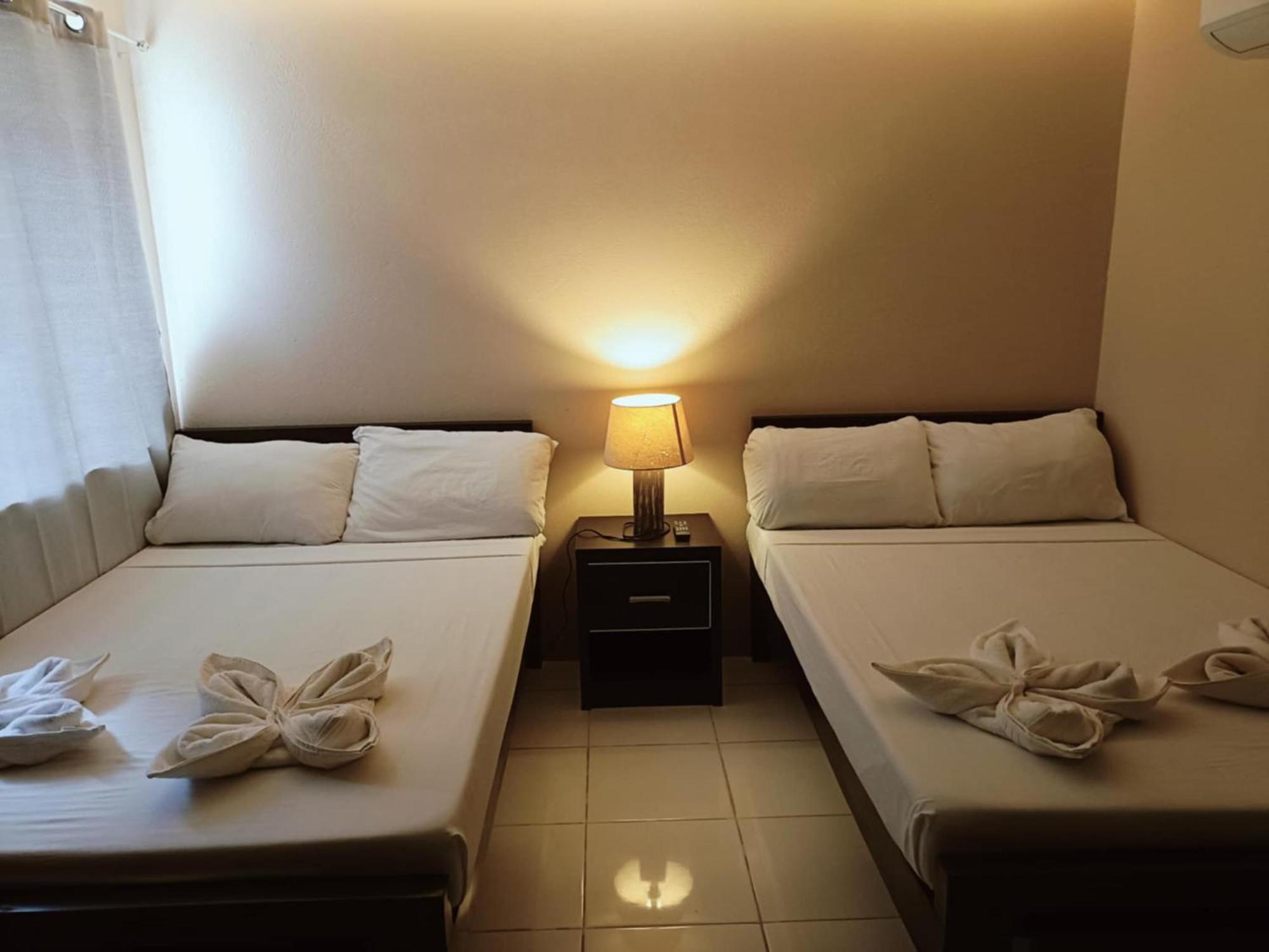 Claytown Pension House Dumaguete City Dış mekan fotoğraf